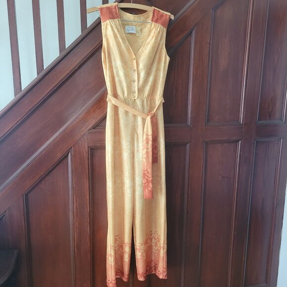 Vintage Style Leslie Fay Two-Piece Gold Orange Floral Buttoned Pantsuit Jacket - Picture 3 of 12